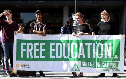Una fotografía de archivo de una protesta a favor de la gratuidad de la educación en Australia.