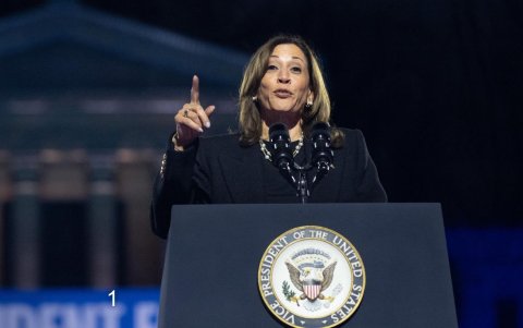 La vicepresidenta estadounidense y candidata demócrata a la Casa Blanca, Kamala Harris, este lunes en un mitin en Filadelfia (EE.UU.).