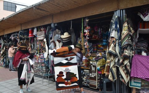 En la Plaza Central los artesanos aprovecharán para mostrar sus emprendimientos e incentivar el consumo de la bebida milenaria.