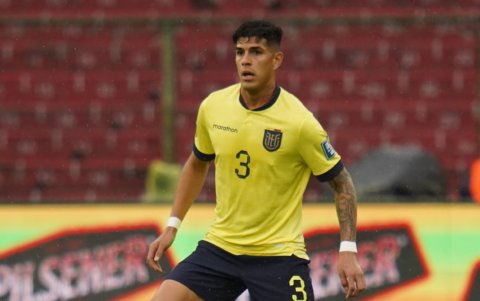 Piero Hincapié estará en el Monumental para enfrentar a Bolivia.