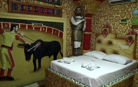 Una habitación del motel 'Kiss Me', un emblema de la ciudad de Cali, que fue construido por Humberto Villegas.