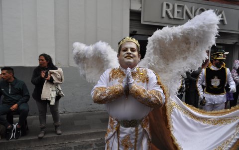 Oscar Martínez, ángel de la Estrella 2024 dará sus alabanzas a la virgen.
