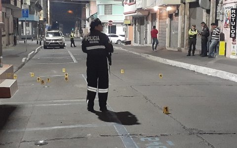 Los policías cerraron el área
