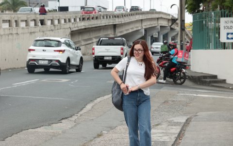 Ciudadanos tienen que caminar por veredas que 'desaparecen'