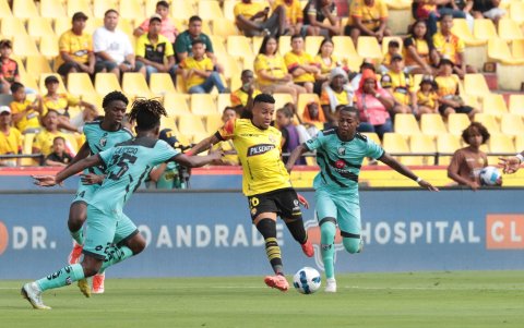 Barcelona propinó la máxima goleada del año (8-1) a Cumbayá en el Monumental.