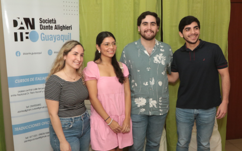 Mary Verdesoto, Mary Cedeño, Héctor Verdesoto y Santiago Naranjo.