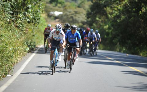 El pelotón cumplió la primera etapa entre Calacalí y La Concordia.