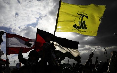 Palestina y Líbano durante una protesta contra Estados Unidos y contra Israel en Saná, Yemen, el 08 de noviembre de 2024.