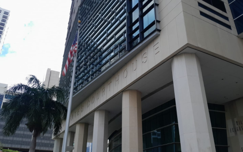 Se espera que a las 15:00 inicie la audiencia en la que John Pólit se declarará culpable.