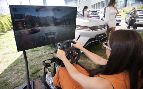 Los asistentes tuvieron la oportunidad de hacer una prueba de manejo.