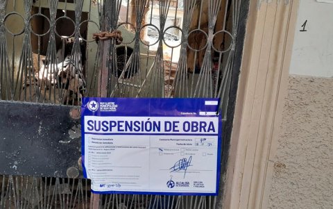 En el inmueble se colocó un sello.