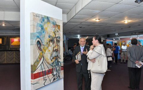 Leonardo Rivadeneira y Judy Hasin.