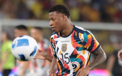 Gonzalo Plata y su vuelta con ganas, fútbol y carisma a la Tricolor