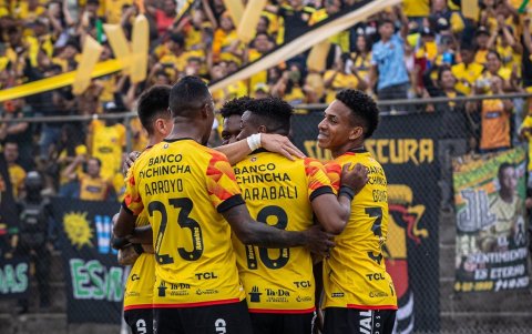 Barcelona SC coronó la primera edición de la Copa Zapping, en Santo Domingo.