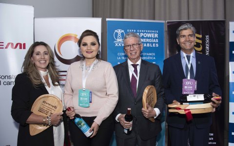 Silvana Pastor, Leydi Jiménez, Roberto Aspiazu y Juan Carlos Cuervo.