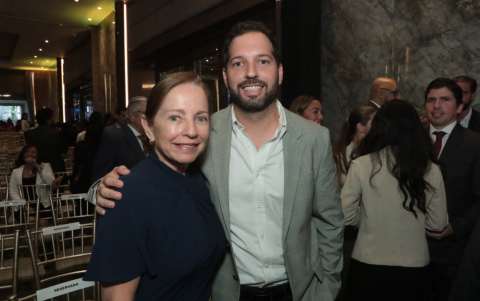 Carla Santos de Ortega y Diego Ortega.