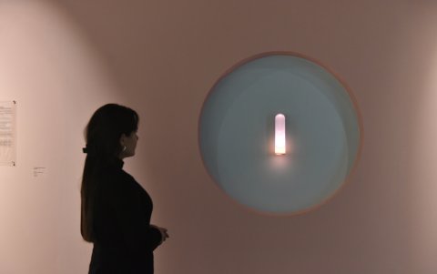 El último cuerpo de obras abordan la situación médica de la hija de la artista.