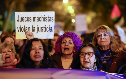 Mujeres se manifiestan con motivo del 25N en Madrid.