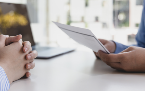 Sigue los pasos mencionados para postular en Multitrabajos y mantener tu perfil actualizado.