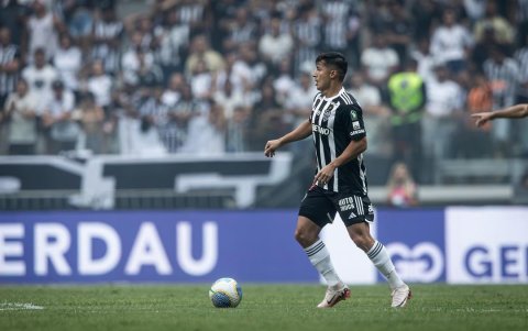 Alan Franco se ha mantenido con regularidad en Atlético Mineiro dirigido por Gabriel milito