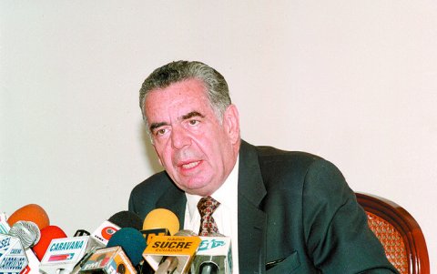 Fernando Aspiazu Seminario, en la década del 90.