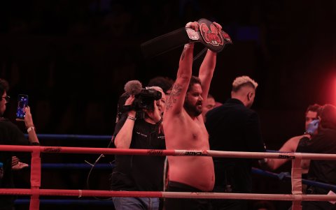 Luis Vivanco (d) venció a Sergio ‘El Heladero’.