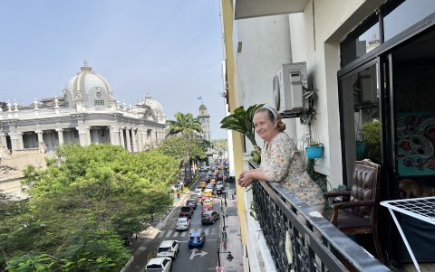 Para María Fernanda Insúa los departamentos son más seguros que las casas, porque no corre el riesgo de que sea invadida por varios sitios.