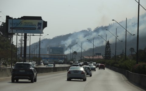 Vista del incendio desde Los Ceibos.
