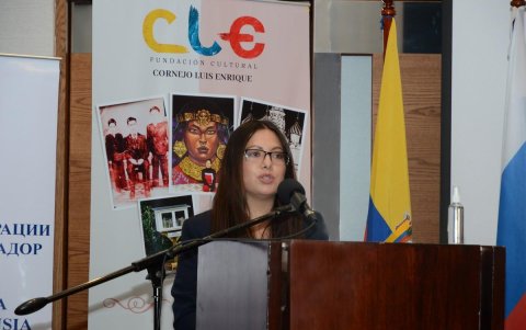 Fundación CLE promueve talleres para empoderar a mujeres y obtener becas extranjeras.