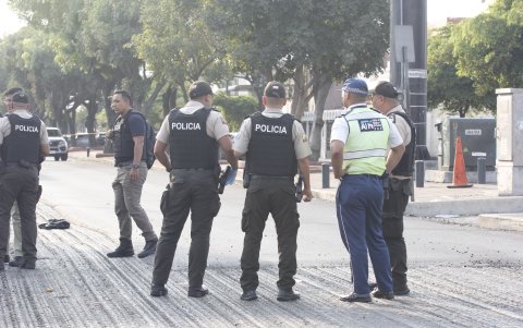 Así quedó el vehículo de la víctima en La Atarazana.