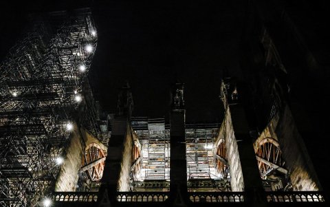Vista general de la Catedral de Notre-Dame con sus andamios en París, Francia, 03 de diciembre de 2024.