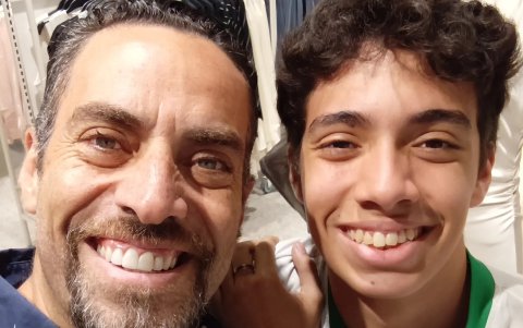 Danilo Esteves con Joaquín.