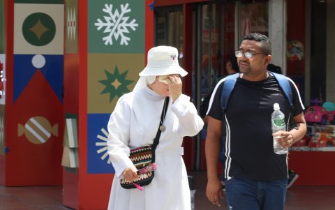 En diciembre, la Perla del Pacífico afrontó la temperatura más alta del mes, 35,9 C, a la sombra; pero a la intemperie fue de 40 C, según el Inamhi.