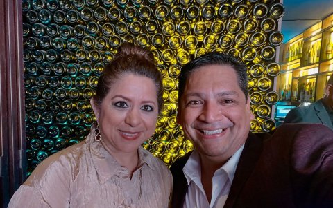 Carola Artieda con Carlos Julio Gurumendi.