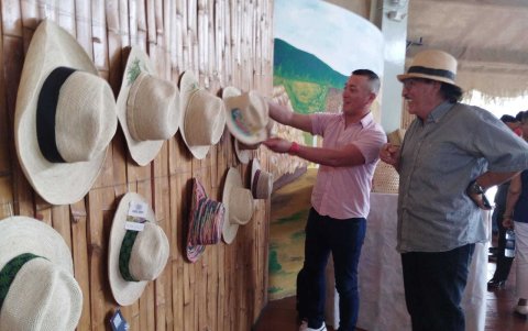 El museo de Sumpa en Santa Elena, fue escenario de una exhibción de artesanías el jueves 5 de diciembre de 2024.