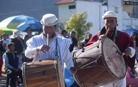 AMBATO. Los pingulleros y tamboreros una taradición ancestral que perdura en tungurahua.