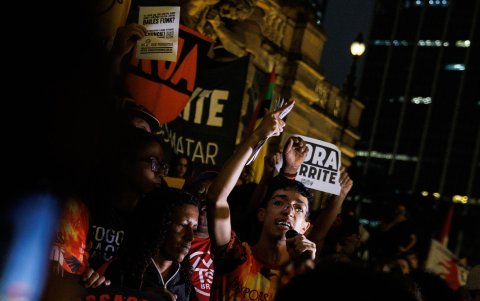 Decenas de habitantes de São Paulo, el estado más poblado de Brasil, protestaron contra la violencia policial.