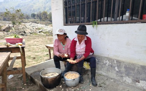 La preparación de los alimentos inician un día de antelación.