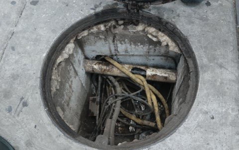 En Guayaquil, además, una problemática es el robo del cableado semafórico.
