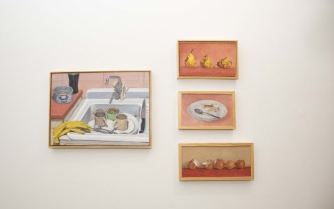 En sus lienzos, Ganchala retrata la cotidianidad desde su taller.