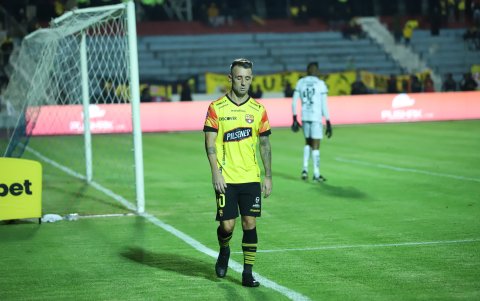 Damián Díaz salió de Barcelona cuando Ariel Holan dirigía al Ídolo del Astillero en la temporada 2024.