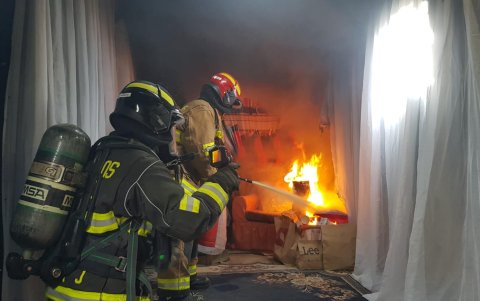 Para evitar incidentes en esta temporada de fiestas Bomberos Quito dio varias recomendaciones