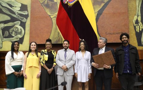 Crislejany Preciado Lastre fue homenajeada el miércoles 11 de diciembre por la Asamblea Nacional