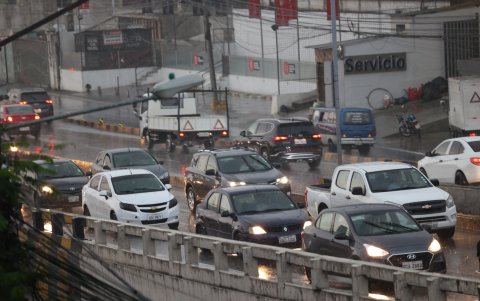 El tránsito colapsó en algunas zonas de la ciudad