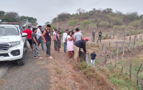 Según las autoridades, tenía aproximadamente cinco horas de fallecido.
