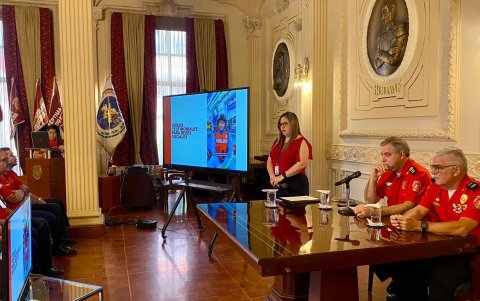 En el evento participaron autoridades bomberiles.