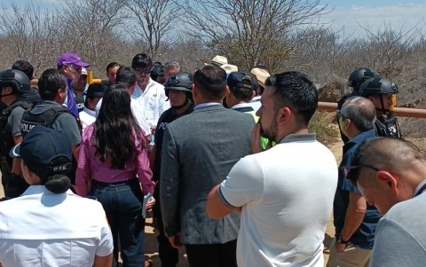 Este 19 de diciembre el ministro de Gobierno José de la Gascaa recorrió el terreno que posiblemente sirva para la construcción de la nueva cárcel.