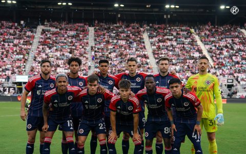 Este es el equipo de New England Revolution que terminó jugando en las últimas fechas de la MLS 2024. Arreaga está presente