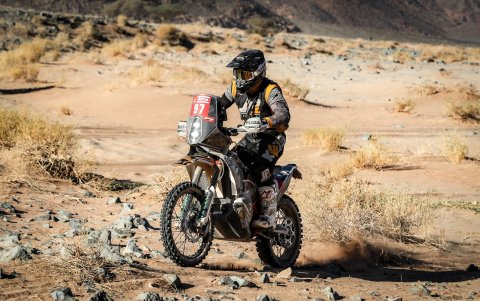 Juan José Puga estará en la categoría de motos.