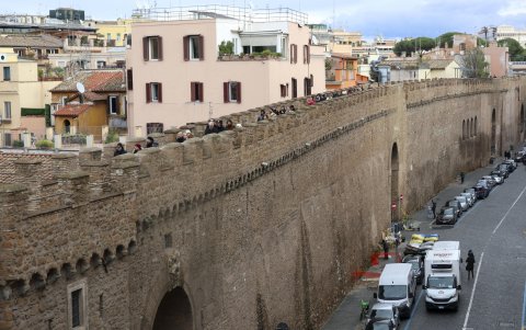 El 'Passetto' era una atalaya militar y una eventual vía de fuga para los papas a lo largo de los siglos.